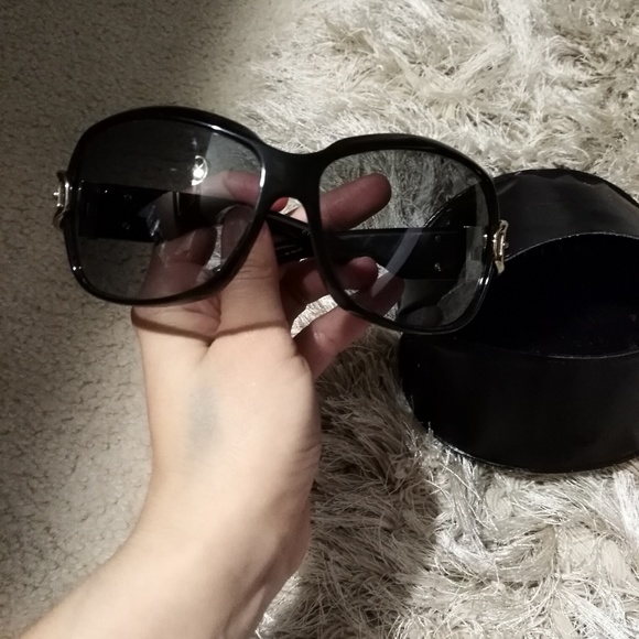 GUCCI SUNGLASSES - Picture 1 of 4